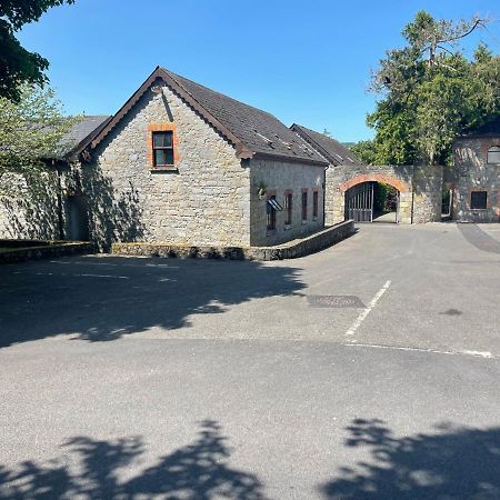Riverside Lodge Carlow Exterior photo